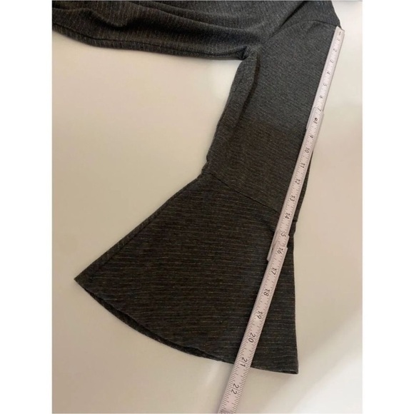 Anthropologie Postcard Turtleneck Long Sleeve Sweatshirt - Picture 10 of 10